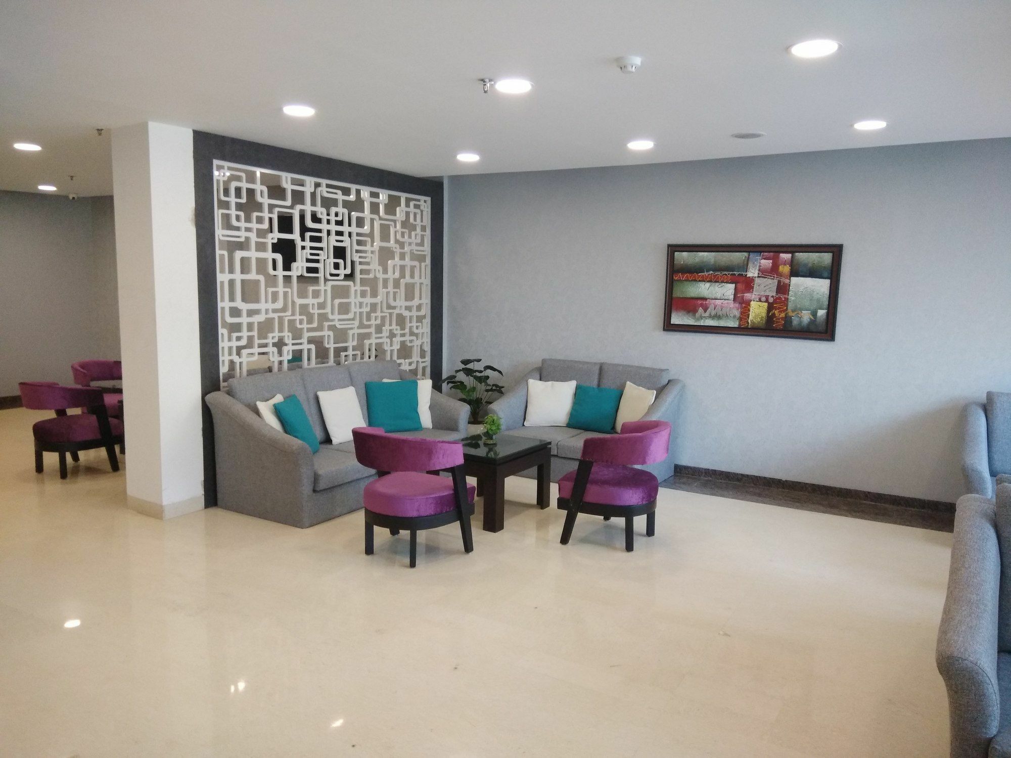 Capital O 7331 Hotel Downtown Нью-Делі Екстер'єр фото